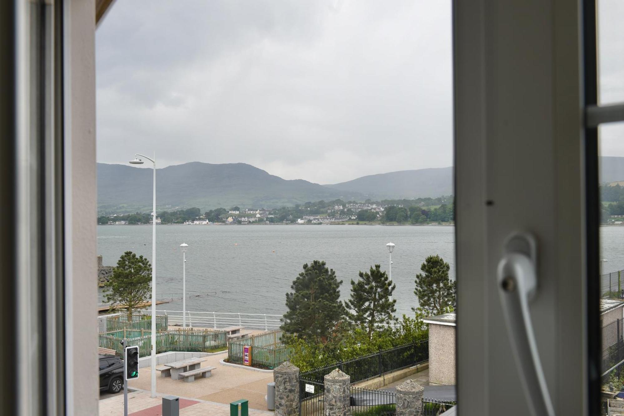 The Lough & Quay Accommodation Town Centre Warrenpoint Kültér fotó